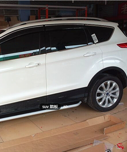 SUV 踏板